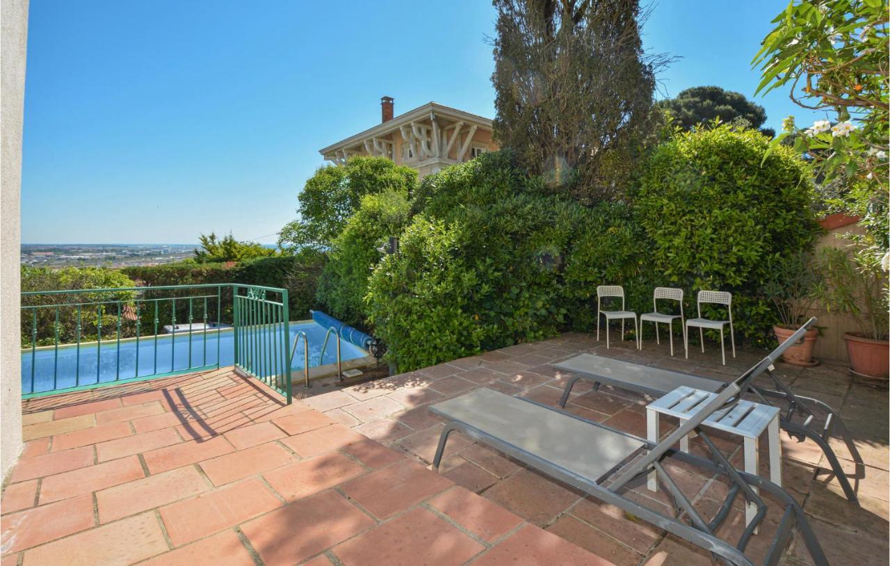 Cozy Home In Sete With Outdoor Swimming Pool Exterior foto